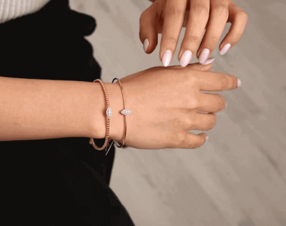 Bracelet Business Names: 75 Suggestions for You